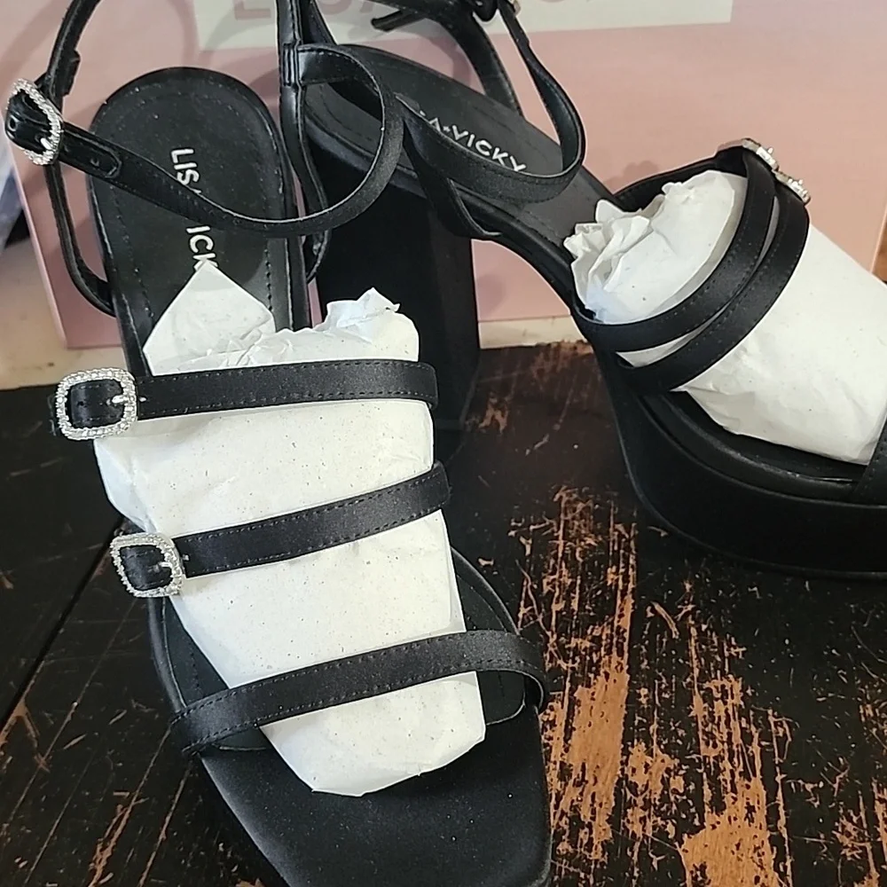 New Lisa Vicky Babe Strappy Platform Sandal W 9M New Classy! ⚫️